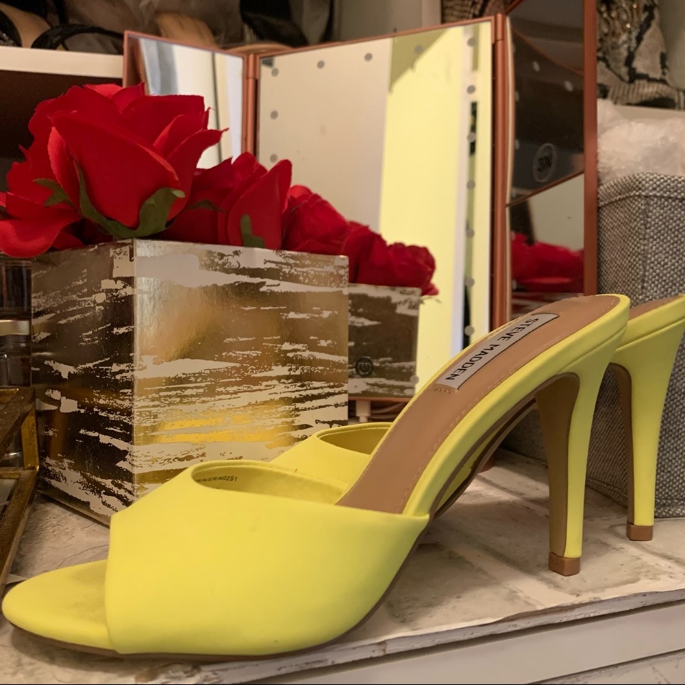 Steve Madden neon green mule heels